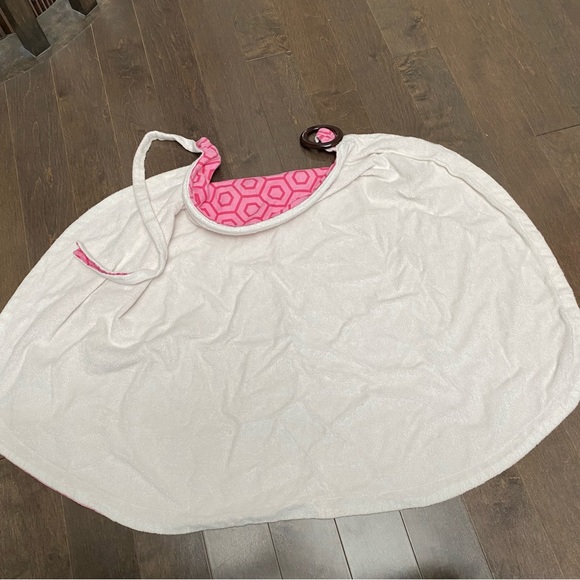 itzy ritzy Nursing Cover (for colder months) - Picture 4 of 5